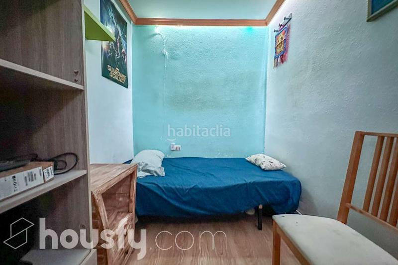 Foto 99eb30d7-8b0f-4bcb-8815-30ff68f8e6bc. Appartement dans cl. tetuán . dans Sol Madrid