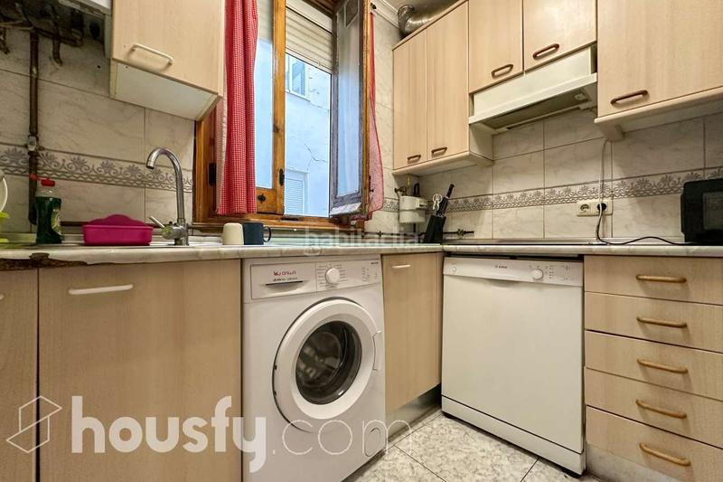 Foto 9a8b5eb4-d4ad-47dd-8766-aed507fb6f84. Etagenwohnung in cl. tetuán . in Sol Madrid