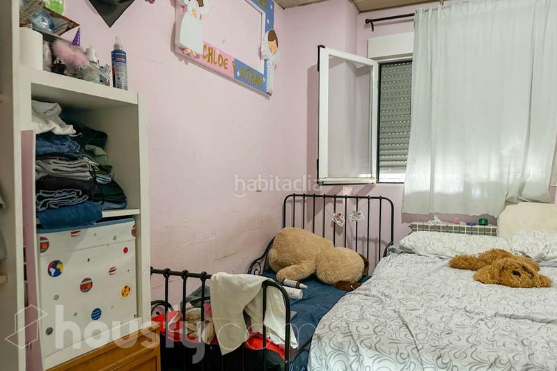 Foto b27d78c0-aeed-42c2-95ce-8f377dbf43d9. Pis a av. albufera . a Portazgo Madrid