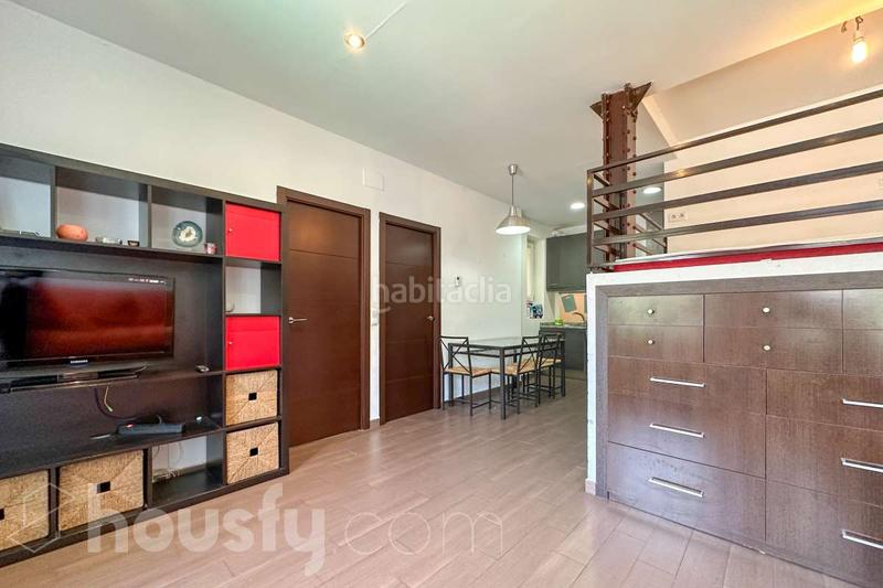 Foto 1d2eabe5-5764-456c-b797-eb6be9da30e4. Pis a calle del general lacy . a Palos de Moguer Madrid