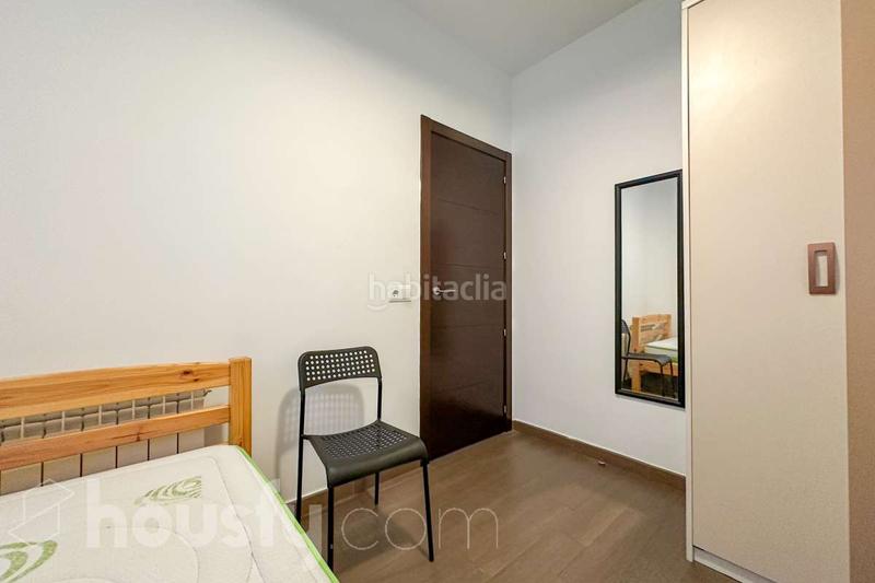 Foto 38ed963a-fc79-47cf-847b-56d1a2b51321. Pis a calle del general lacy . a Palos de Moguer Madrid