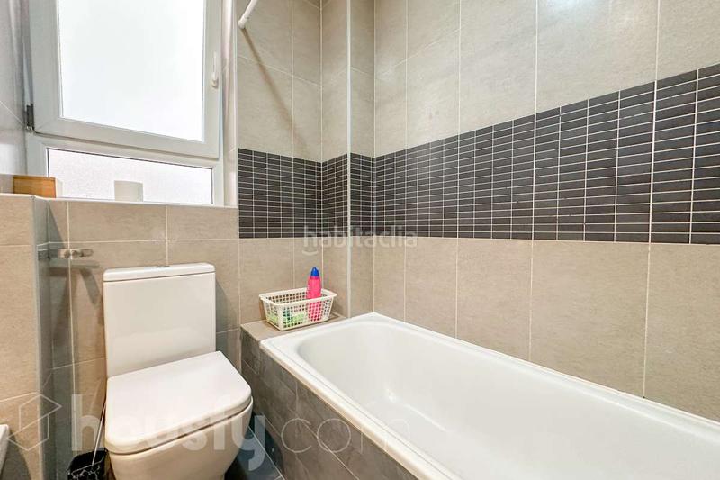 Foto 9dc12510-8c7c-4236-91a4-23ac0416976f. Pis a calle del general lacy . a Palos de Moguer Madrid