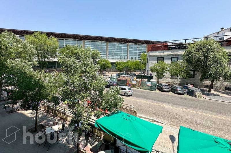 Foto e57c0876-7613-49be-8eb4-2af9d943341b. Pis a calle del general lacy . a Palos de Moguer Madrid