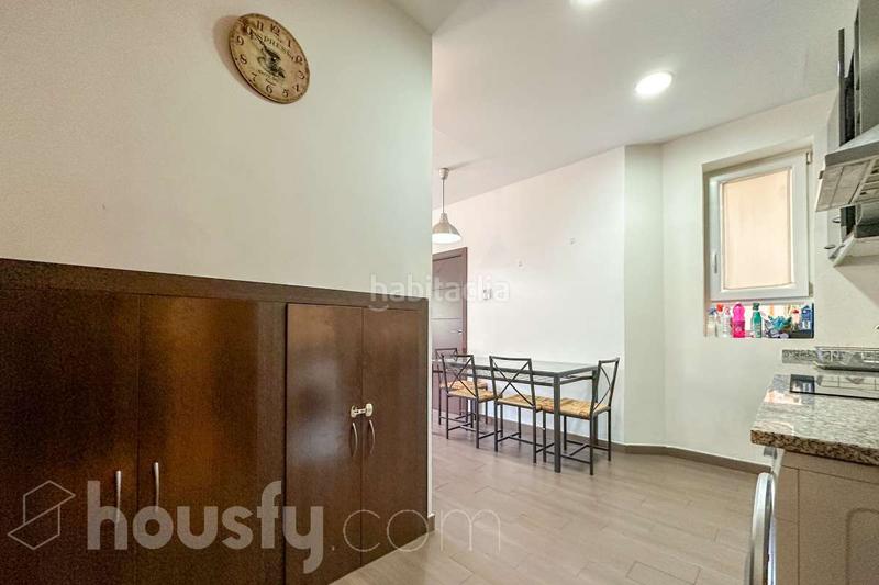 Foto e6d57a46-e8a0-4744-8f0c-7705903b0974. Pis a calle del general lacy . a Palos de Moguer Madrid