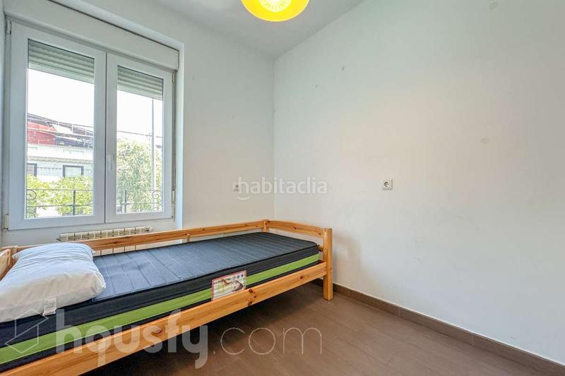 Foto 6b53b0cb-fb60-44c4-acde-91ecf2574f6b. Piso en calle del general lacy . en Palos de Moguer Madrid