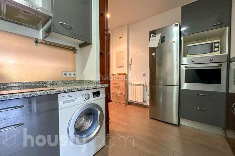 Foto fcb0be37-e7e3-4c69-9ca6-39806693008c. Piso en calle del general lacy . en Palos de Moguer Madrid