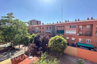 Duplex in Calle de esteban carros .