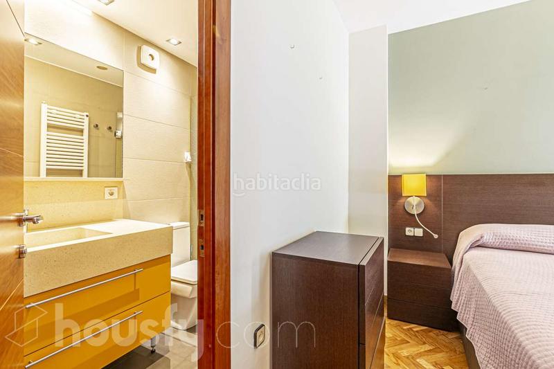 Foto 0f2dface-80b4-4984-9dff-0750262616f5. Appartamento in carrer d'entença . in La Nova Esquerra de l´Eixample Barcelona
