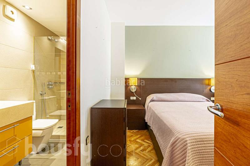Foto 3887c3ef-5f40-415d-845a-40381f54cb04. Appartamento in carrer d'entença . in La Nova Esquerra de l´Eixample Barcelona