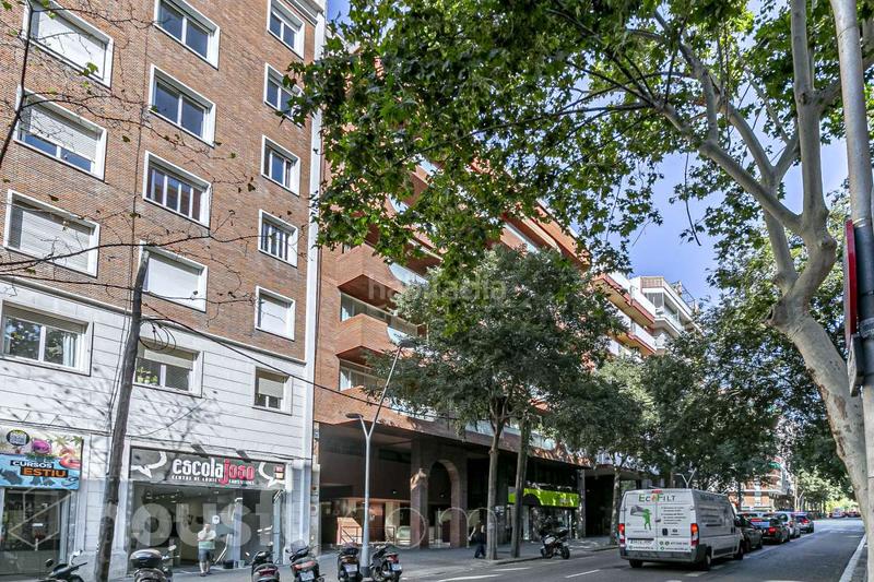 Foto 5dd05079-af5e-4e84-833e-f8fc8957a92f. Appartamento in carrer d'entença . in La Nova Esquerra de l´Eixample Barcelona
