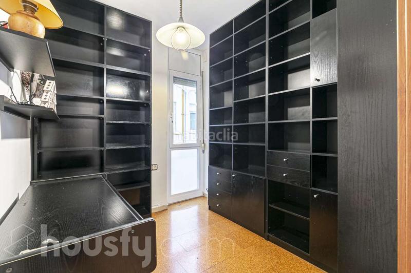 Foto 650553f1-8f90-4cf9-b589-c1ed09539bd7. Appartement dans carrer d'entença . dans La Nova Esquerra de l´Eixample Barcelona