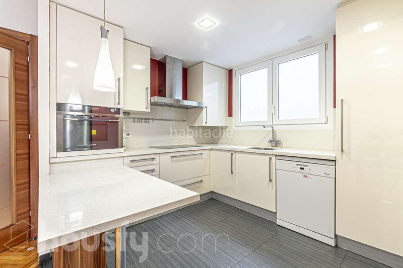 Foto 8a89ab41-d41f-4403-a257-e9fcc643df78. Appartement dans carrer d'entença . dans La Nova Esquerra de l´Eixample Barcelona