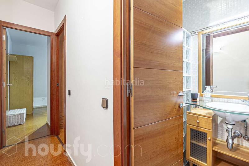 Foto 04319ecf-41b4-4c30-b411-a6f018421547. Flat in carrer d'entença . in La Nova Esquerra de l´Eixample Barcelona