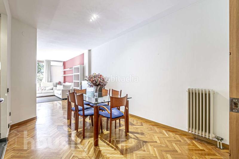 Foto 6e2275ad-fe0f-4c97-9463-11618d0fc80b. Flat in carrer d'entença . in La Nova Esquerra de l´Eixample Barcelona