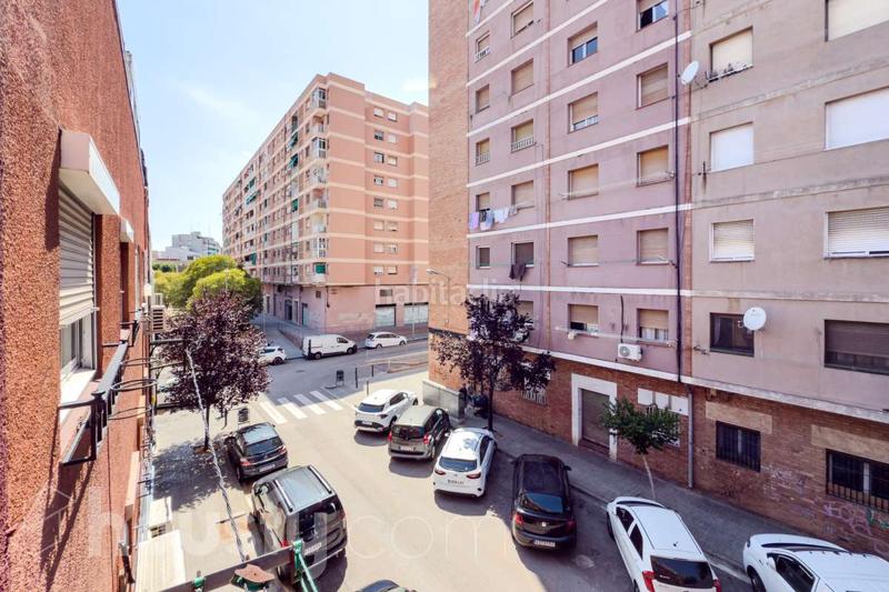 Foto 0fd98f30-9851-4ddf-9c56-2bac87745cd6. Appartamento in calle natzaret . in Llefià Badalona