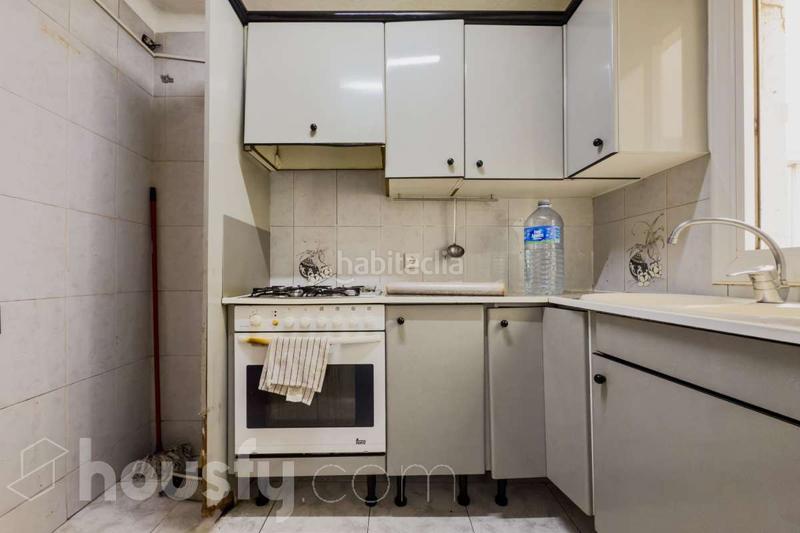 Foto 62a57683-62a2-4a38-8de5-1ea8dd64d8fb. Appartamento in calle natzaret . in Llefià Badalona