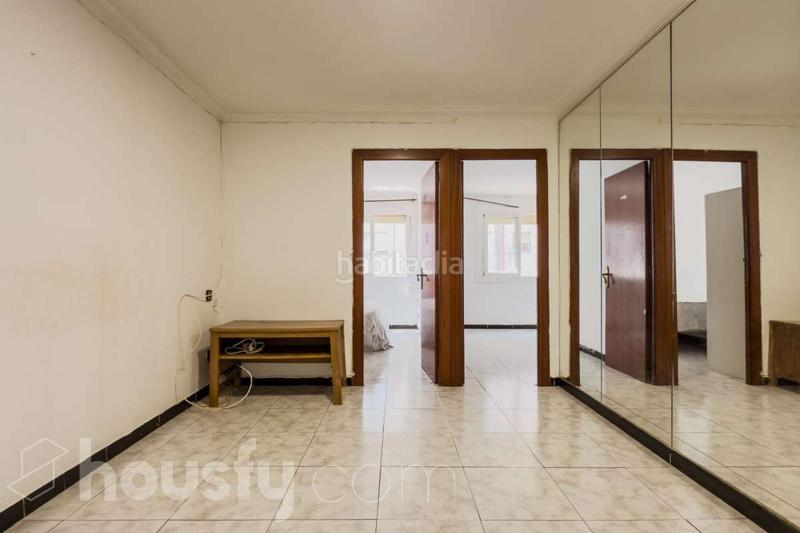 Foto 04c2eca1-bc01-4e36-bbf1-b85020aaf609. Appartement dans calle natzaret . dans Llefià Badalona