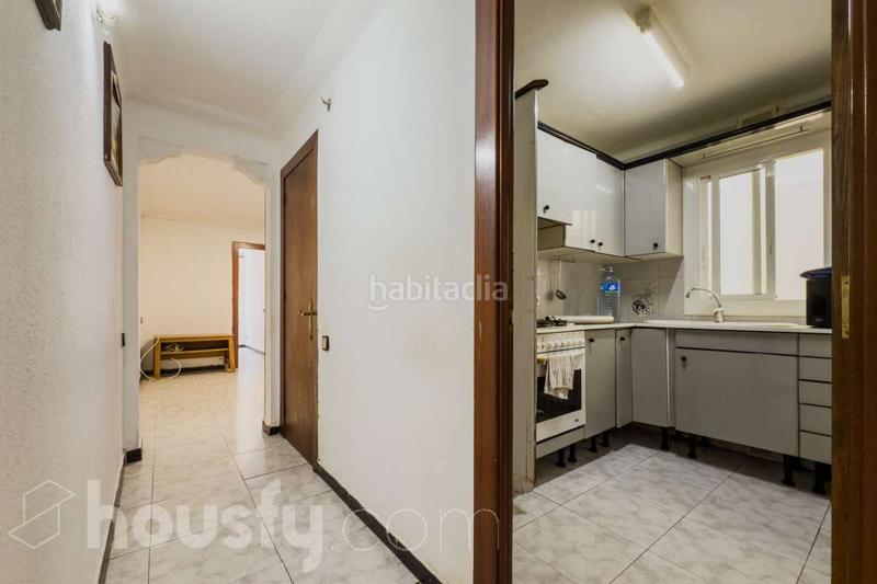 Foto 1289f8f9-98d5-4ebc-a1e0-2e10479a517f. Appartement dans calle natzaret . dans Llefià Badalona