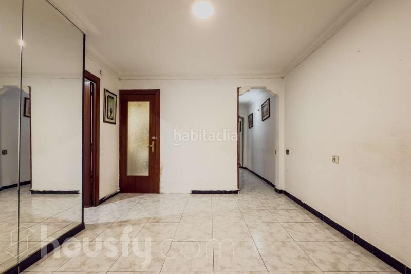 Foto b9ebd5a3-8fa6-4bf2-b95e-a0498e8ae252. Appartement dans calle natzaret . dans Llefià Badalona