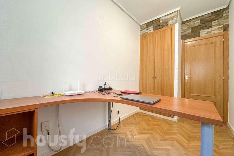 Foto 1ae9b835-4dbd-4d87-a671-907a9eef9e9d. Appartement dans calle limonita . dans Butarque Madrid