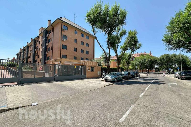 Foto 4b8af6ab-691a-4bf0-8ca1-a597fa1d1280. Appartement dans calle limonita . dans Butarque Madrid