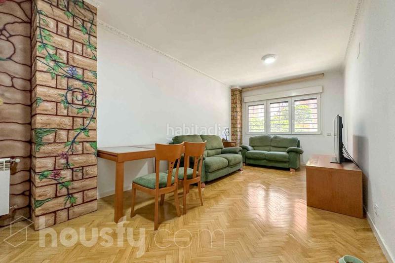 Foto 54052d3b-a381-449d-a5e7-b6b6e50d78c0. Appartement dans calle limonita . dans Butarque Madrid