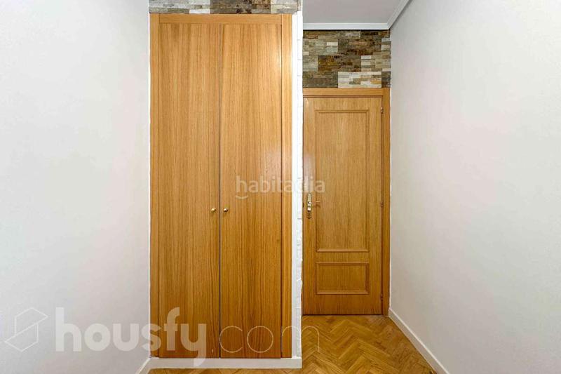 Foto c6484ef1-f784-4a6a-acec-11e572bf32de. Appartement dans calle limonita . dans Butarque Madrid