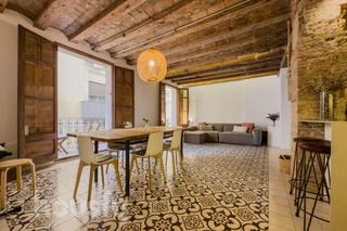 Appartement à Carrer bonaire .