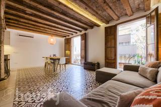 Appartement à Carrer bonaire .