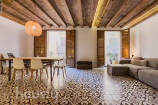 Appartement à Carrer bonaire .