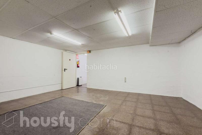 Foto 2e6e815e-5464-4825-9ada-ffe6f47be0a4. Local comercial en travessera de les corts . en Sant Ramon - Maternitat Barcelona