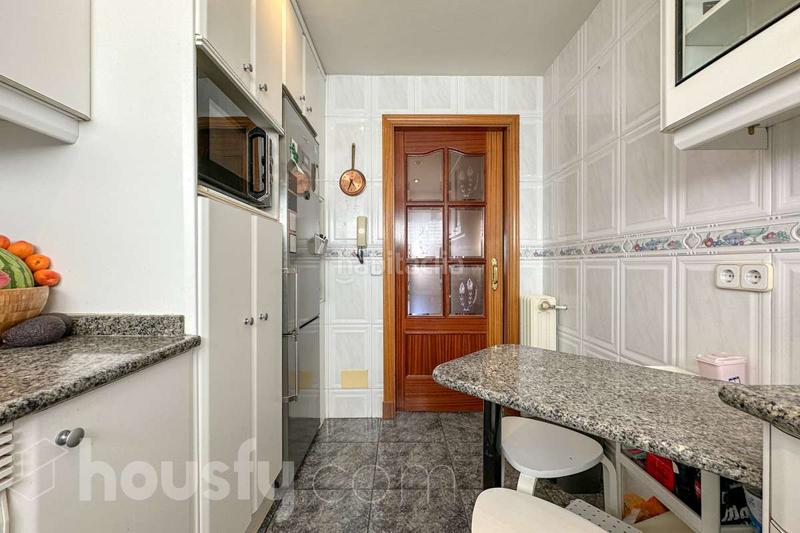 Foto d4a09d86-f3d6-41ea-8a9a-469da1084f60. Piso en calle de la tacona . en Fontarrón Madrid