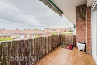 Flat  Avinguda vilares .