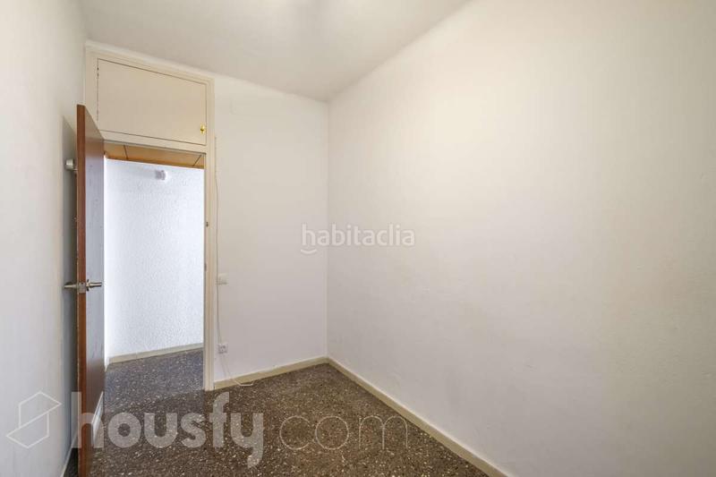 Foto 48cbd27f-42f3-418c-919c-393849cfb173. Piso en carrer vilapicina . en Vilapicina - Torre Llobeta Barcelona