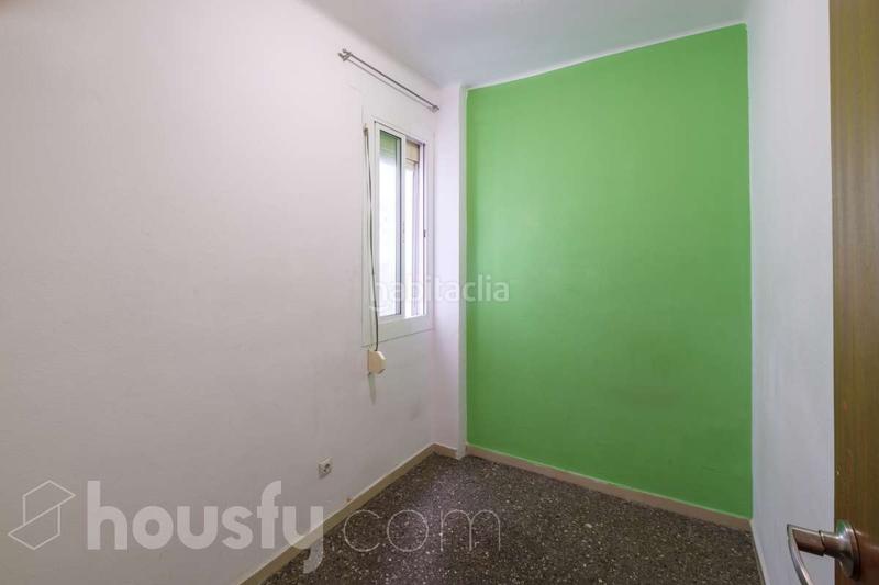 Foto b300e240-bc15-416c-b437-12fb2fbaabbe. Piso en carrer vilapicina . en Vilapicina - Torre Llobeta Barcelona