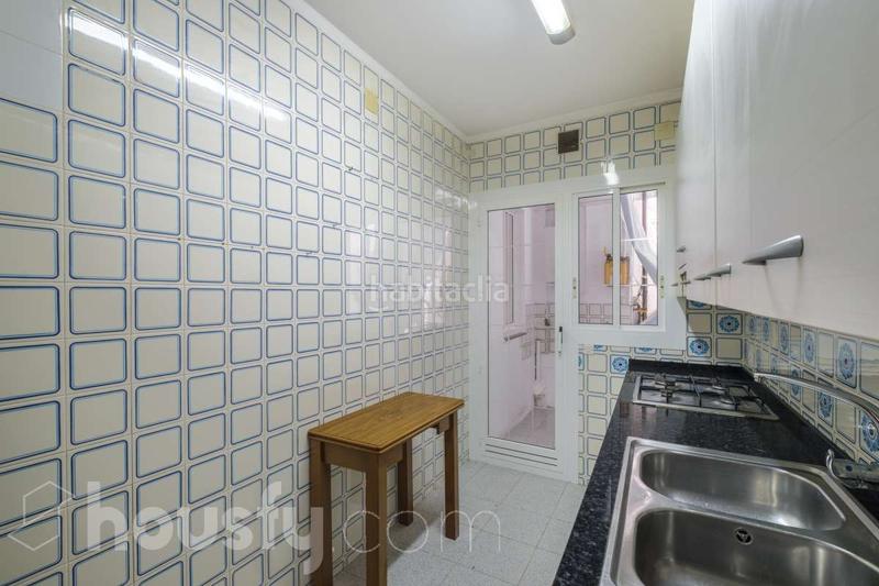 Foto f023aa20-10ac-421b-8d1e-d2c43a0fb6d5. Piso en carrer vilapicina . en Vilapicina - Torre Llobeta Barcelona