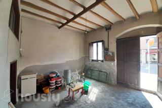 Casale in Avinguda catalunya .