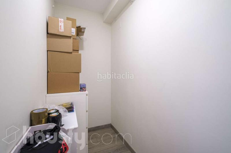 Foto 1fbbf3ff-7363-4273-8d87-2a64698fe325. Piso en avinguda del paral·lel . en Raval Barcelona