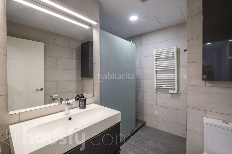 Foto 9a09bb9d-8394-4413-ae64-55d1d4f4dfca. Piso en avinguda del paral·lel . en Raval Barcelona