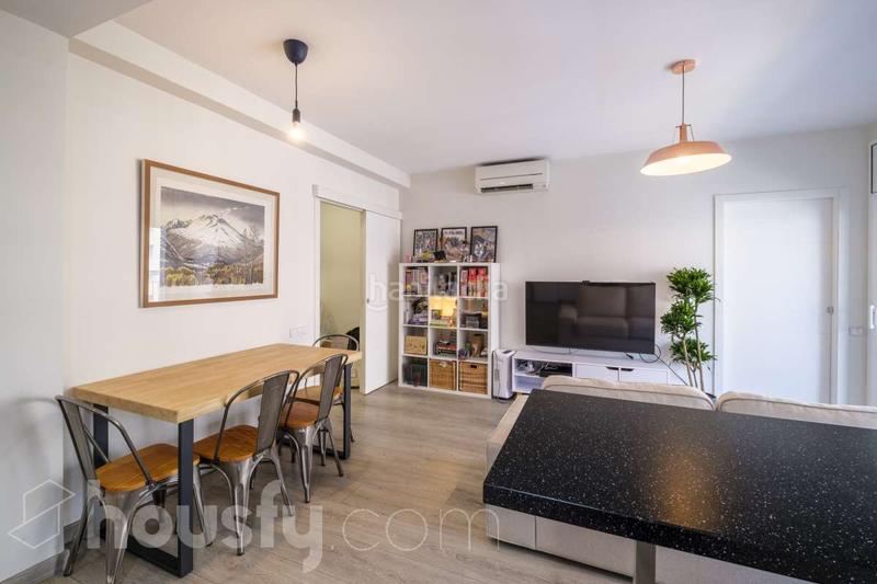 Foto c80593e4-b0ca-4cad-9060-1800efdeebbe. Piso en avinguda del paral·lel . en Raval Barcelona