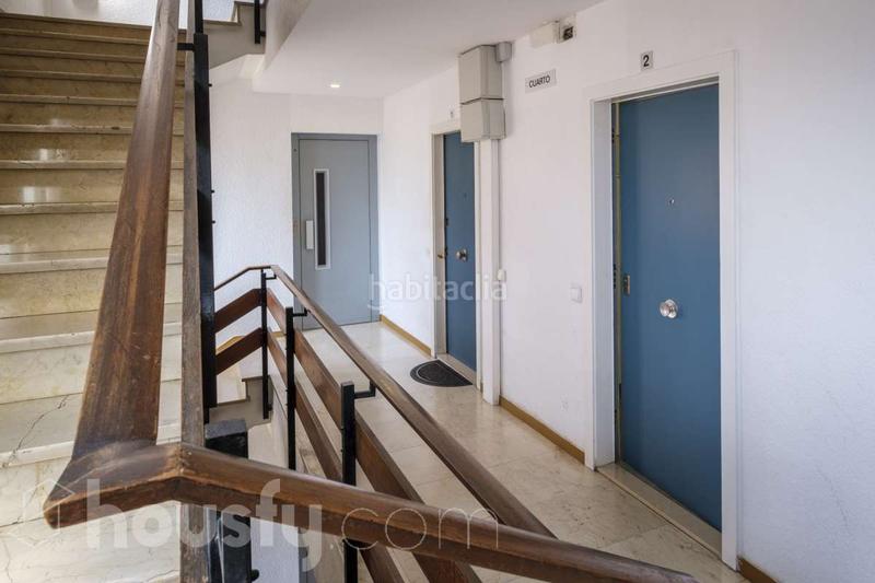 Foto e0ad96c1-502d-4813-8d00-5e3d9b99da6d. Piso en avinguda del paral·lel . en Raval Barcelona