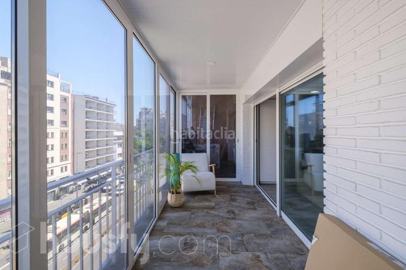 Foto f1c21b9d-eee3-4fc8-a1f6-e6a9a1b96356. Piso en avinguda del paral·lel . en Raval Barcelona