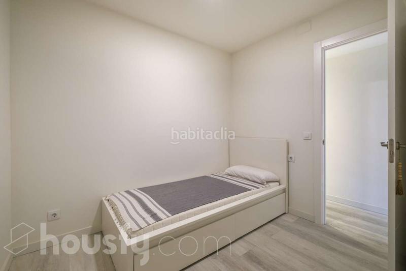 Foto 00996fe2-43e2-4f30-b240-9fcbc07f53bd. Appartamento in carrer del segle xx . in Guinardó Barcelona