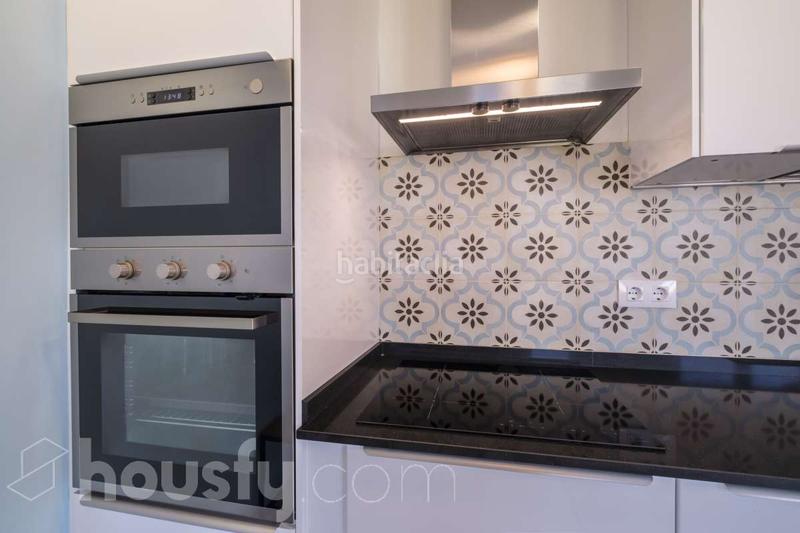 Foto efb9f8a5-1e5e-4ddb-ad85-368a9d640d00. Appartamento in carrer del segle xx . in Guinardó Barcelona