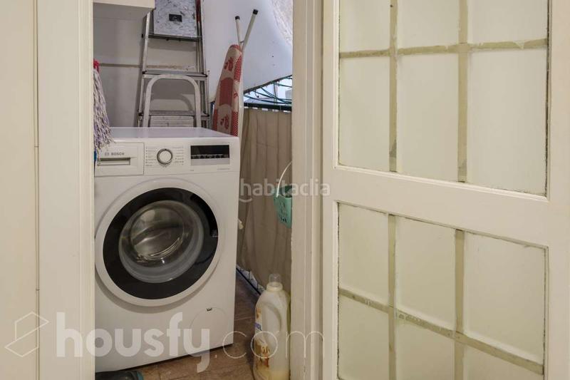 Foto 05be31dc-5f7c-4797-b2f3-9634287ee895. Piso en carrer del segle xx . en Guinardó Barcelona
