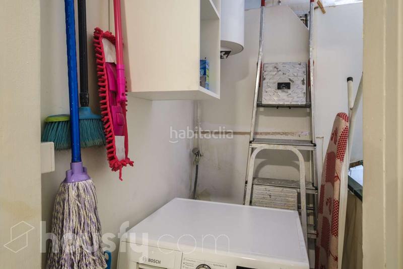 Foto f91bd1cd-9d09-4fe8-92b1-b90b64878746. Piso en carrer del segle xx . en Guinardó Barcelona