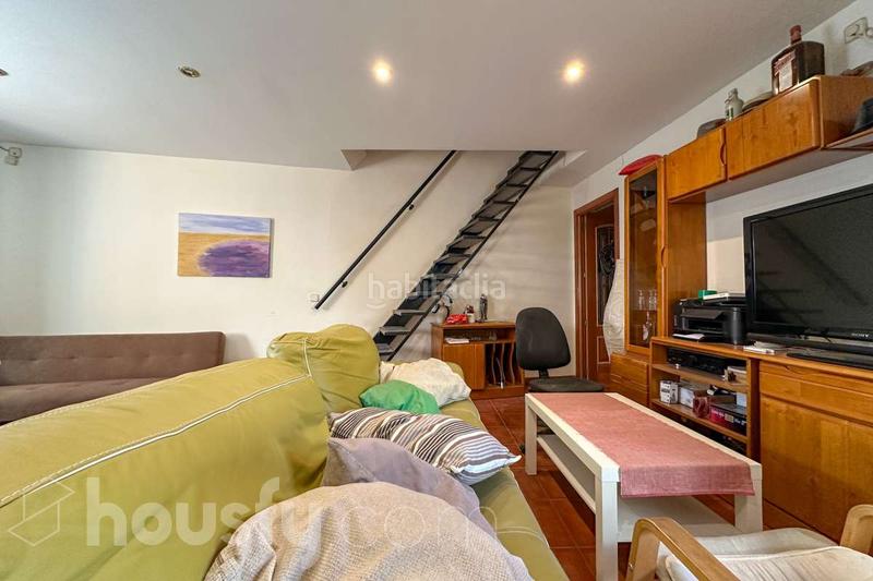 Foto 4b260f29-efff-4573-8c31-2fa45a0ef4f4. Casa en calle de arnedillo . en Montecarmelo Madrid