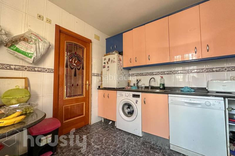 Foto 5ec4b64c-f8ba-4d32-aa57-954930439de5. Casa en calle de arnedillo . en Montecarmelo Madrid