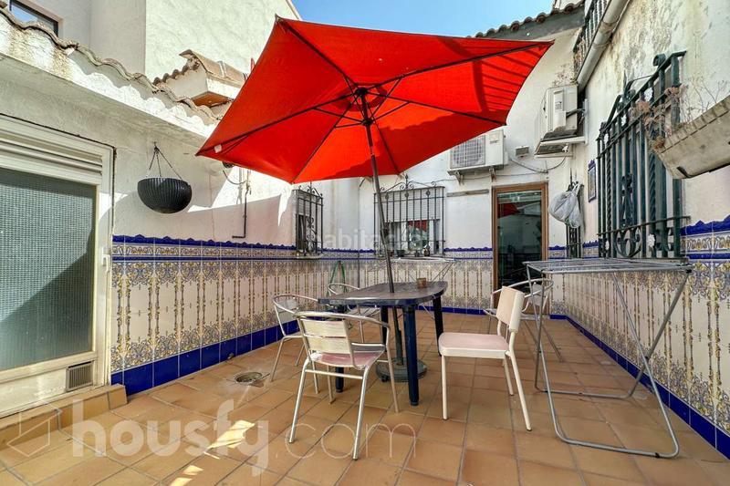 Foto 7b03fedc-6ac7-4954-87df-4586763ff454. Casa en calle de arnedillo . en Montecarmelo Madrid