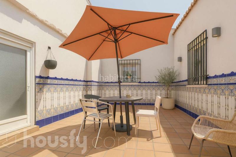 Foto 978c397b-48d6-4fa5-92fe-93f4125cb8f9. Casa en calle de arnedillo . en Montecarmelo Madrid